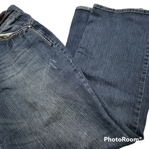 LANE BRYANT BOOTCUT TUMMY TIGHTER DENIM JEANS SIZE 24 - Picture 7 of 11